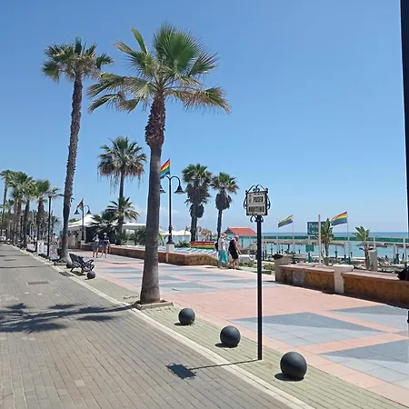 Lägenhet Turisstiko La Roca Chica 4 Torremolinos