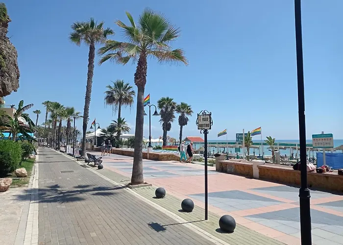 Lägenhet Turisstiko La Roca Chica 4 Torremolinos