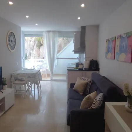 Turisstiko La Roca Chica 4 Apartmán Torremolinos